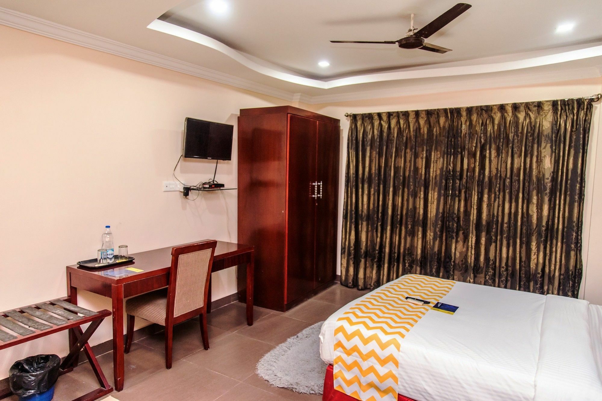 FabExpress Oriental Suites BTM Layout Bangalore Extérieur photo